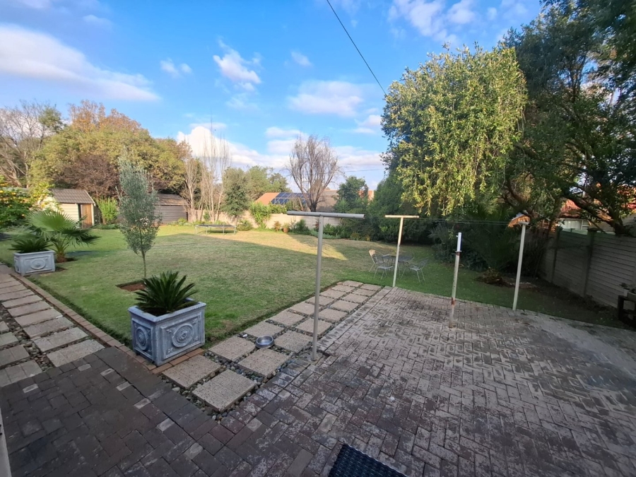 4 Bedroom Property for Sale in Pellissier Free State